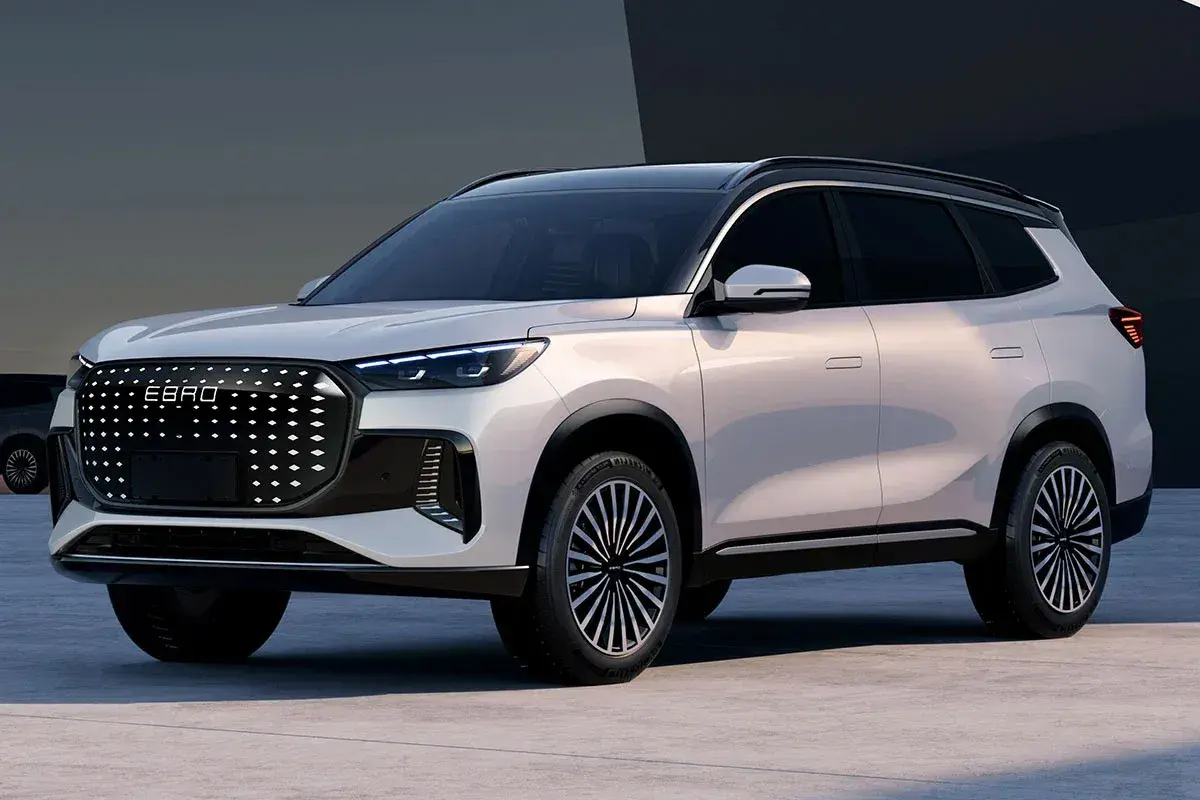EBRO s800 PHEV